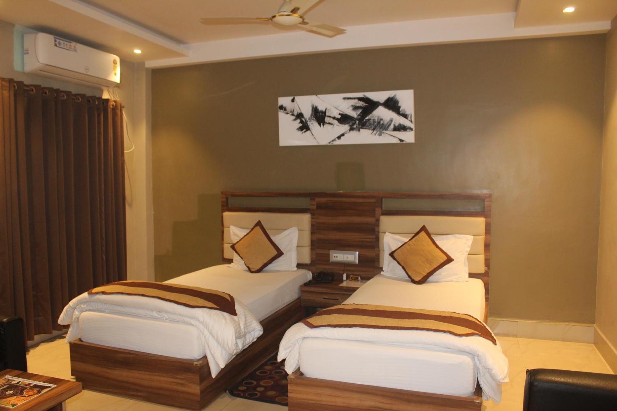 Hotel Oishi Plaza Mukutmanipur 外观 照片