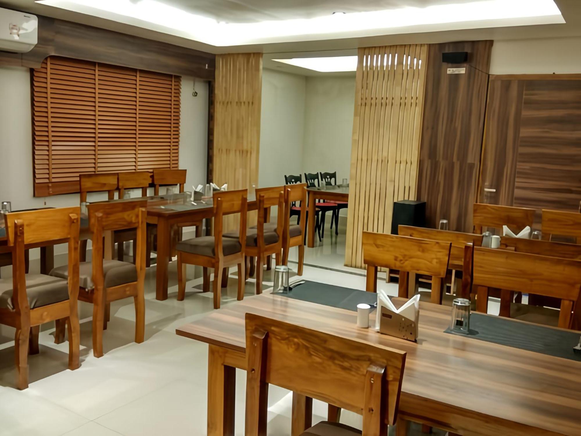 Hotel Oishi Plaza Mukutmanipur 外观 照片